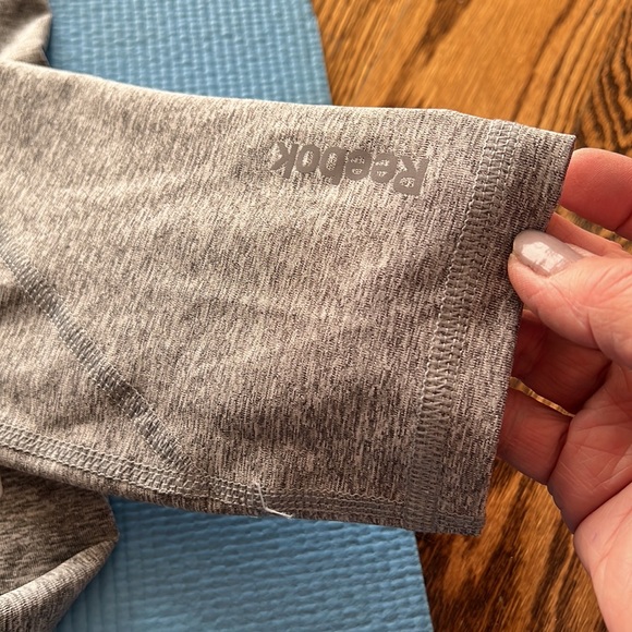 NWOT Rebook leggings, M - Picture 9 of 11